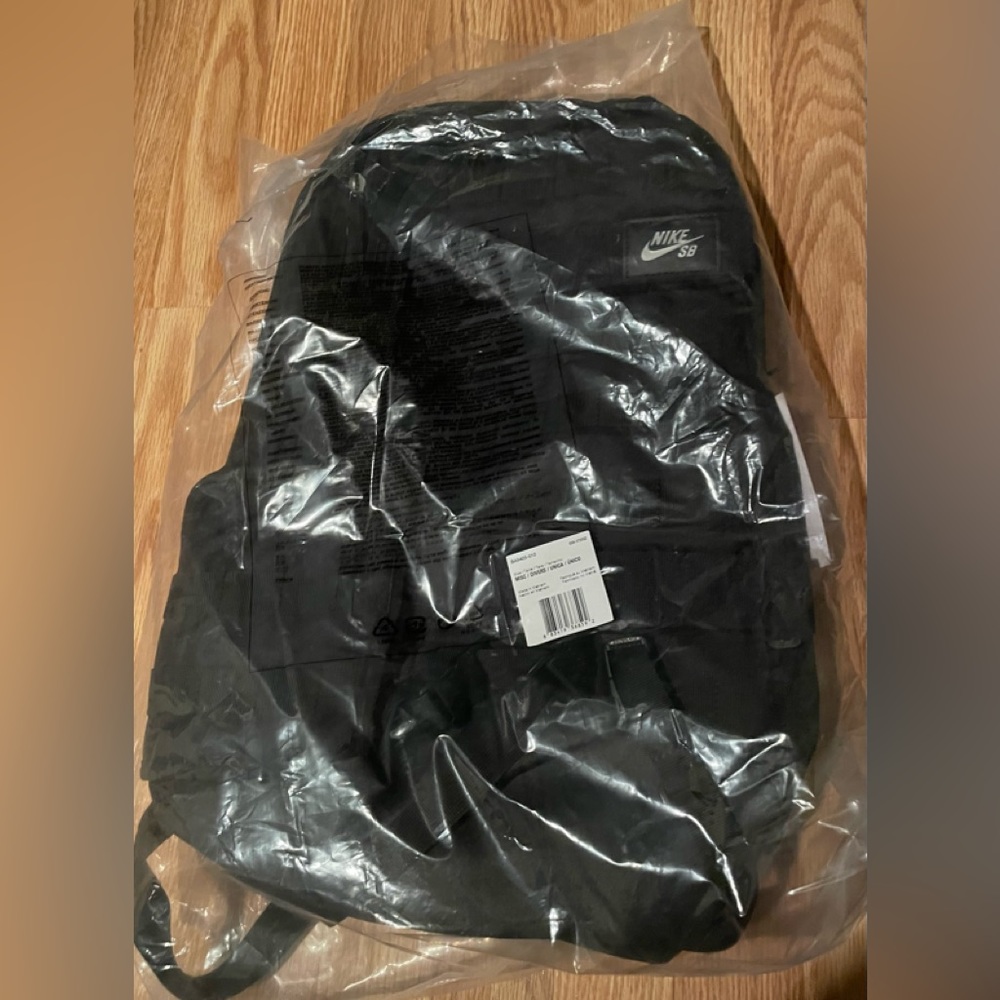 🔥NWT Nike back pack/Black/ multiple uses/a must have/unisex